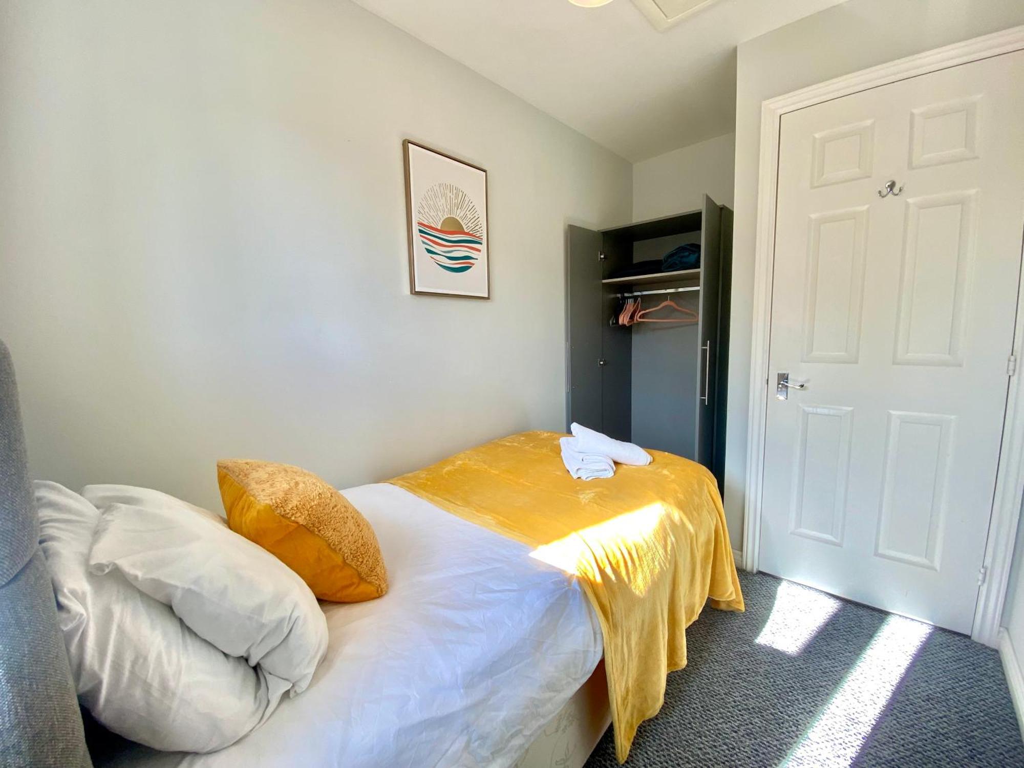Free Private Parking! Oakley House And Garden! Fully Equipped 4 Comfy Beds Βίλα Corby Εξωτερικό φωτογραφία